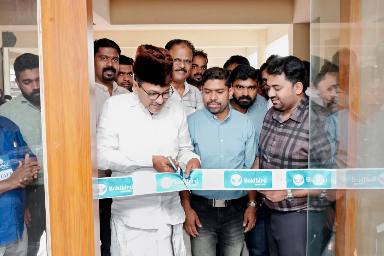 BoldBird team at new factory